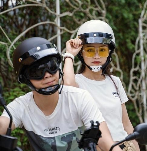 セメントグレー ハーフヘルメットバイクヘルメット軽い人気半