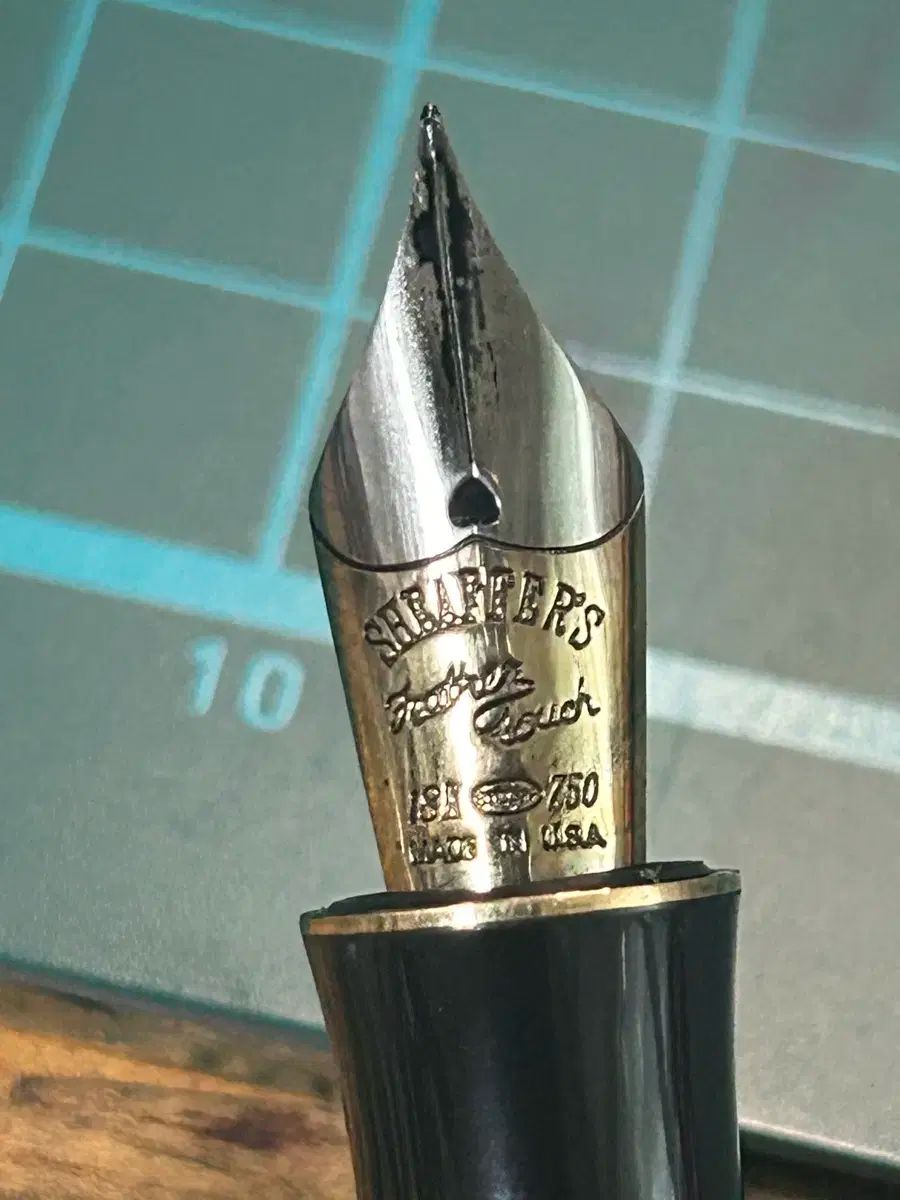 シェーファー バランス 2 万年筆 再版 ー 18k ゴールドニップ 米国製美品 シェーファー バランス 2 万年筆 再版 ー 18k ゴールドニップ EF 米国