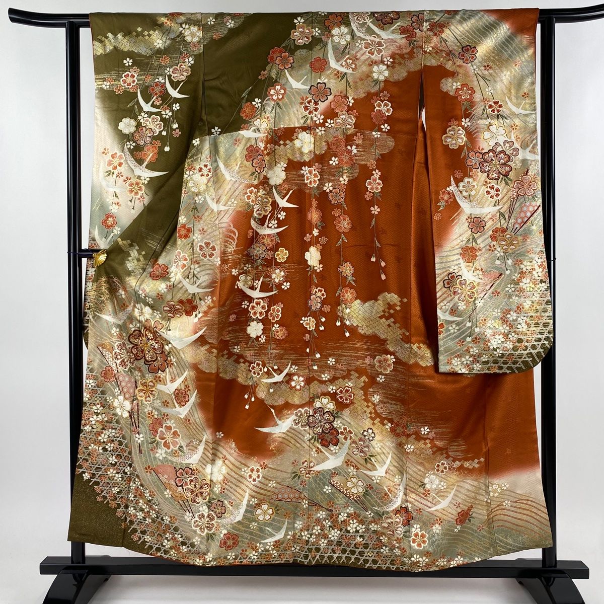 振袖 身丈155cm 裄丈60.5cm S 袷 やまと 桜 鶴 金糸 金彩 茶緑色 