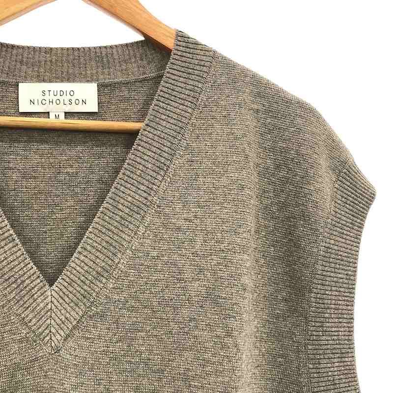 美品】 Studio Nicholson / スタジオニコルソン | FOSS 12GG MERINO KNIT VEST メリノウール コットン  Vネックニットベスト | M | OATMEAL / オートミール | メンズ - メルカリ