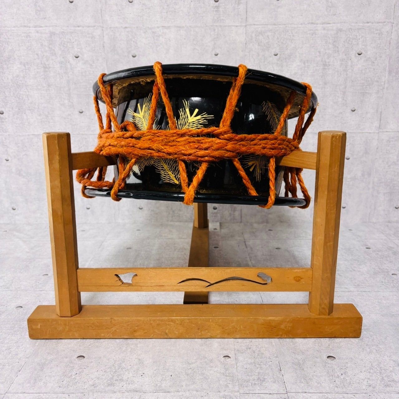 桶胴太鼓　和太鼓　W48cm 約5.6キロ　担ぎ桶太鼓　現状品 桶胴太鼓 和太鼓 W48cm 約5.6キロ 担ぎ桶太鼓 現状品（楽天市場