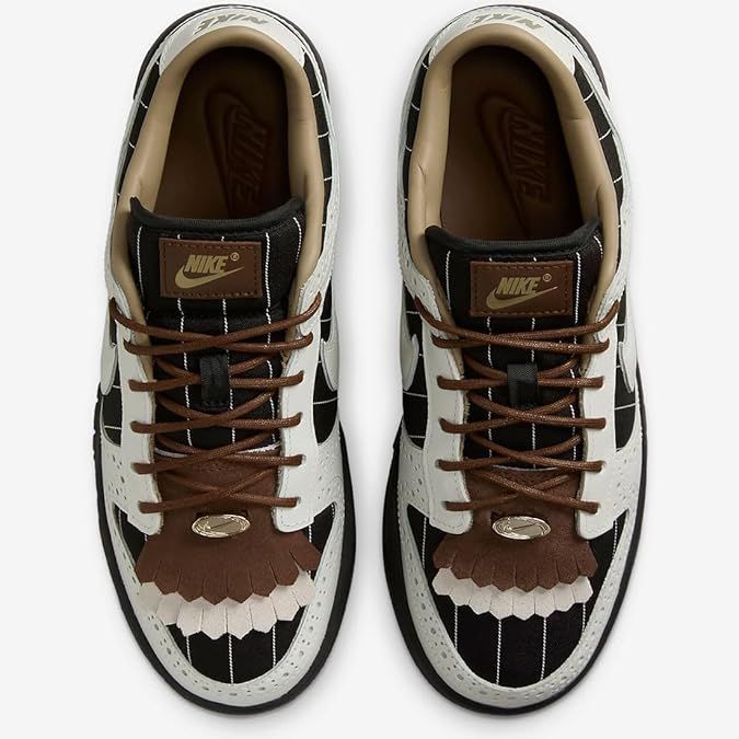 ナイキ] WMNS DUNK LOW LX BROGUE BLACK/SUMMIT WHITE fv3642