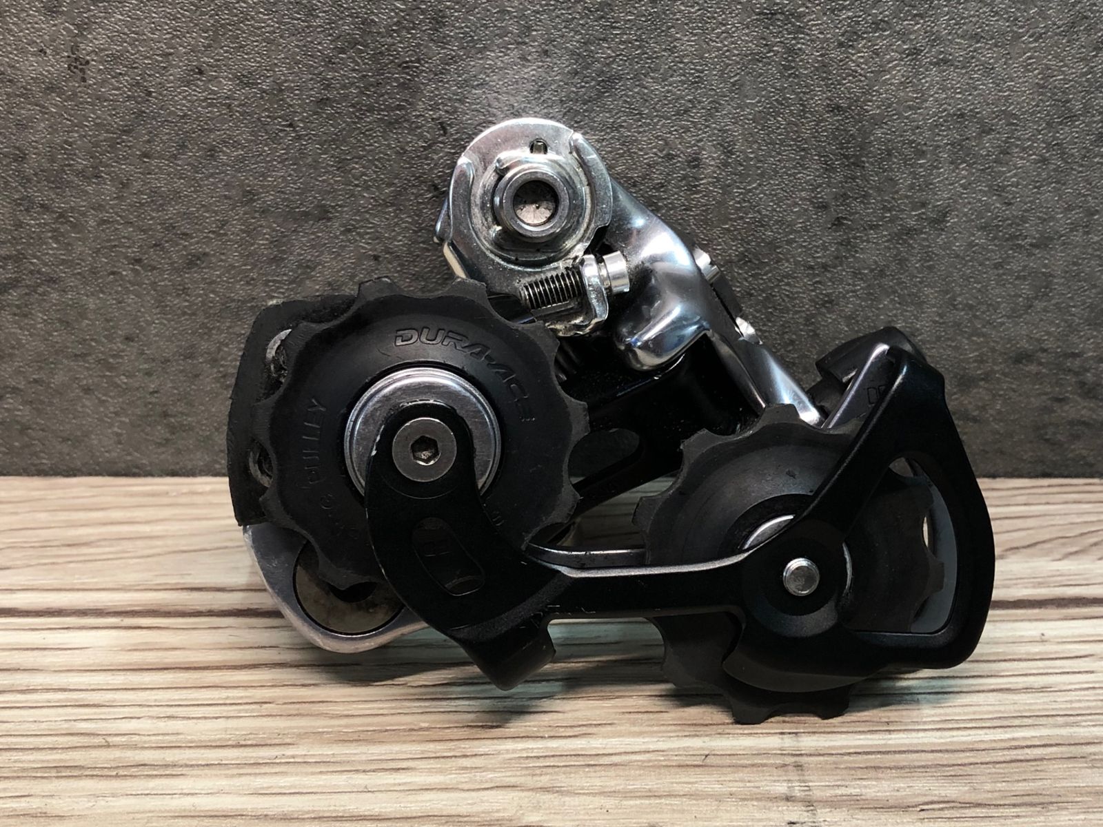 DURA-ACE