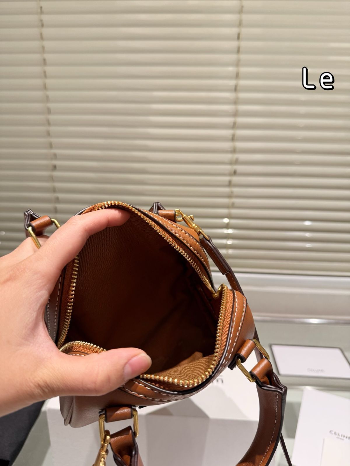 今日特価】Celine セリーヌ ピローバッグ（Pillow Bag）-MM輸入