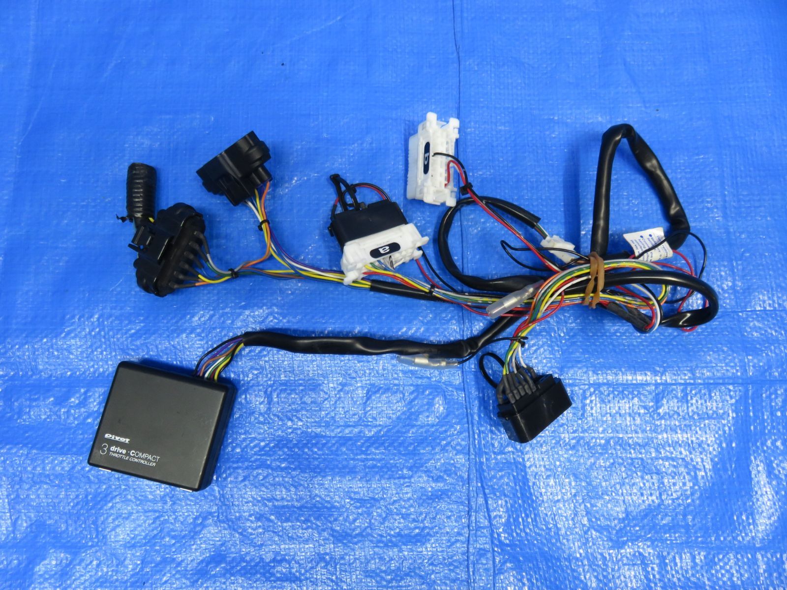LA4368*作動OK pivot スロコン 3drive COMPACT TH-1B スロットルコントローラー クルコン