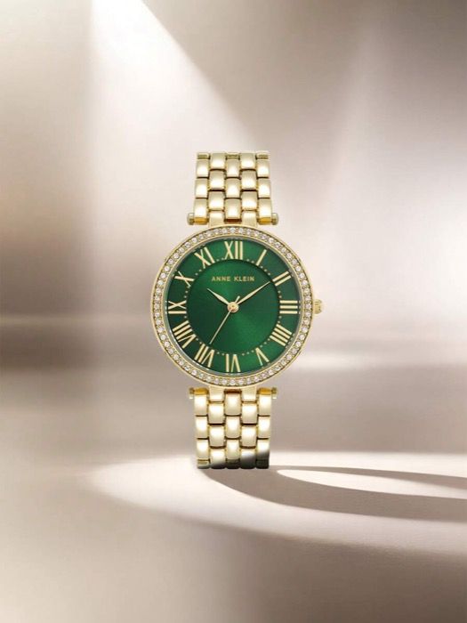 腕時計 レディース クォーツ 女性用ゴールドトーンクォーツブレスレットウォッチ 光沢のあるグリーンの文字盤 防水ウォッチ 女性用ラグジュアリーアラウンドウォッチ クリスタルケース付き レディースヴィンテージシックウ