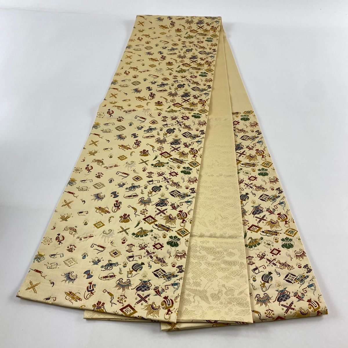 袋帯 美品 秀品 宝尽くし 箔 ベージュ 六通 正絹 【中古