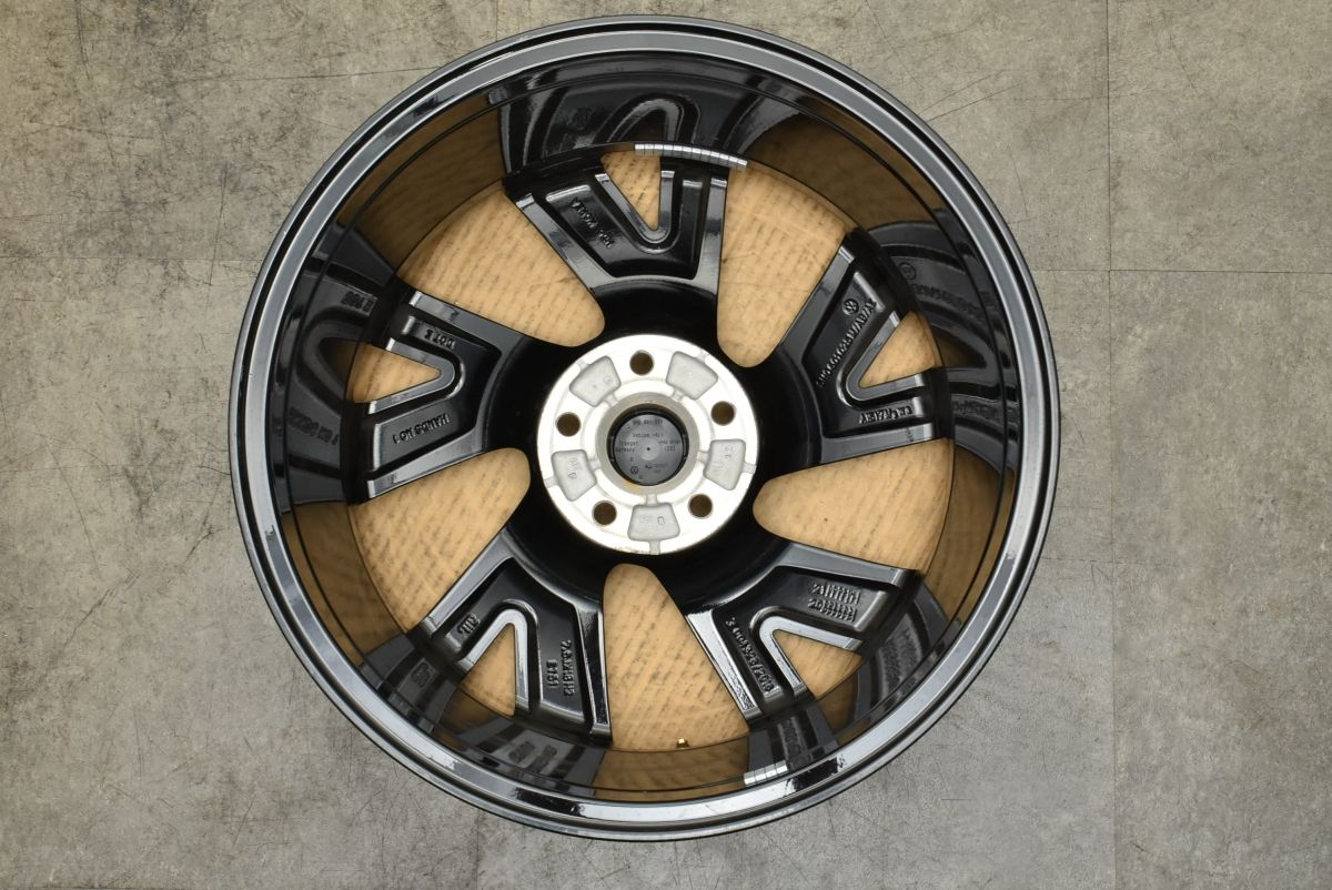 美品 希少 正規品】フォルクスワーゲン ゴルフ8 R-Line 純正