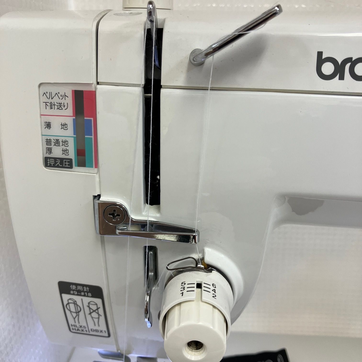 職業用ミシン BROTHER ヌーベルコントローラー 膝上げ 職業用ミシン BROTHER ヌーベルコントローラー 膝上げ