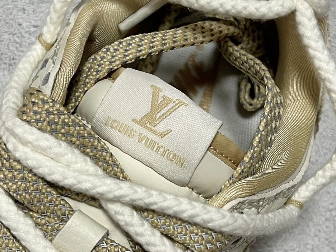 LV共同ブランドストラップ