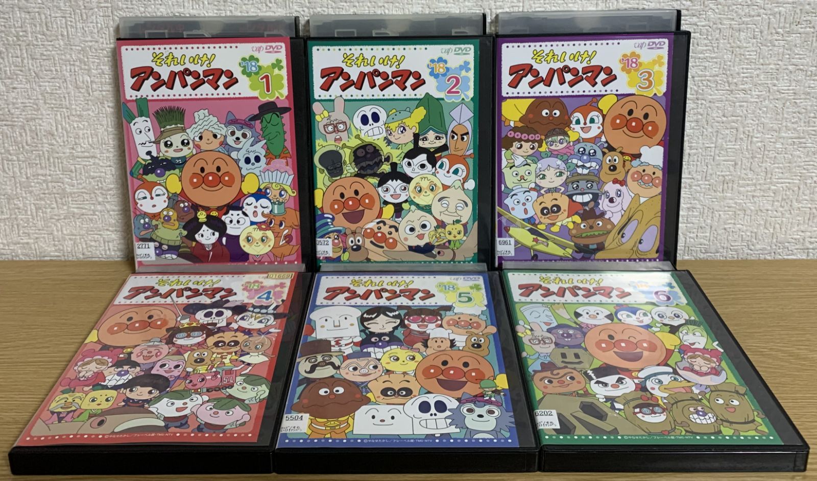 それいけ!アンパンマン '18 DVD全巻セット - メルカリ