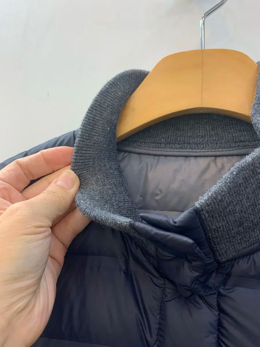グースダウン 軽量ダウンジャケット