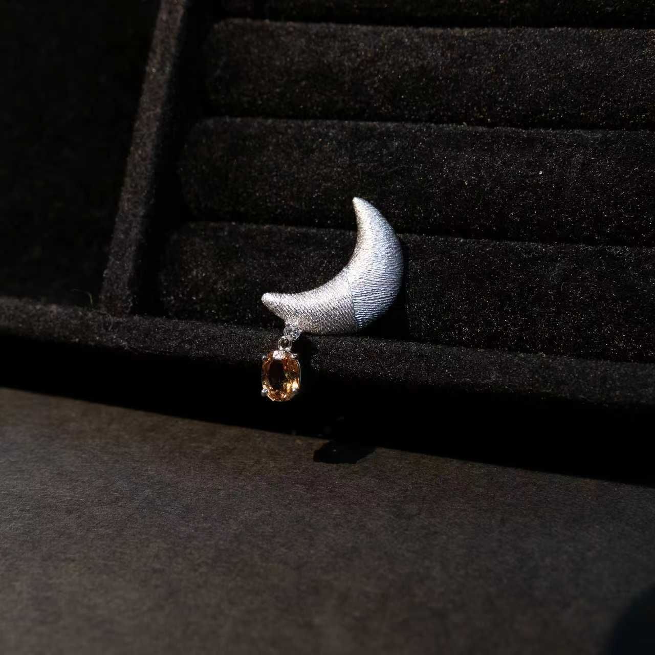 菅沼知行 preciousトパーズ0.82ct ダイヤモンド0.03ct PT900 ペンダント -L0125KSB319SY