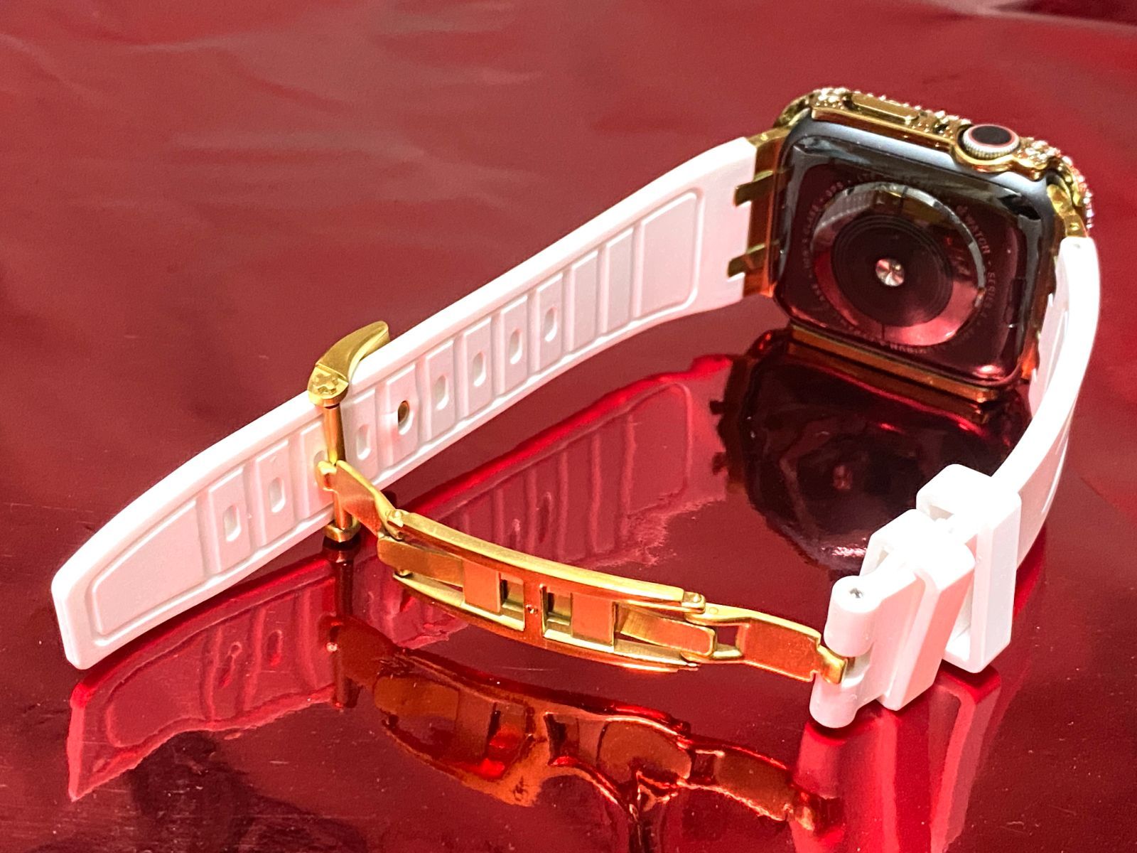 ゴールド シームレス アップルウォッチ ラバーベルト Apple Watch キラキラ ケース カバー 38 mm 40 41 42 44 45 バンド