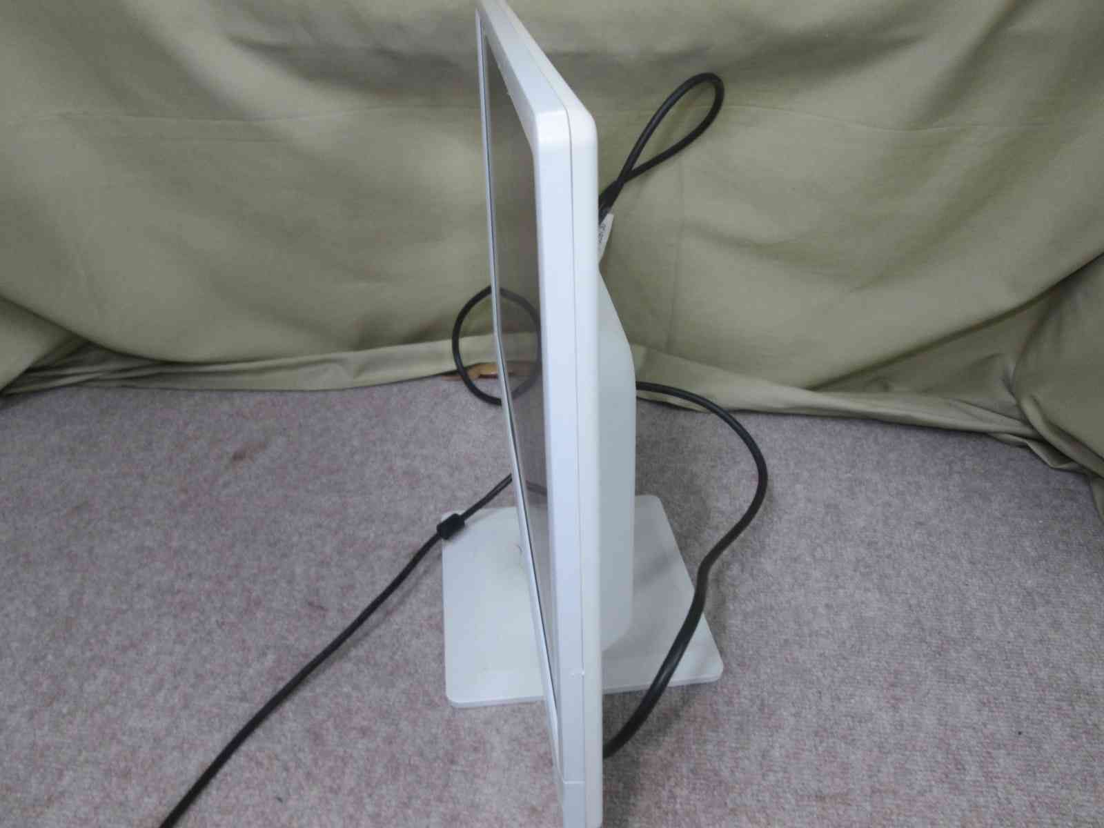 EPSON LD22W63 21.5インチ 液晶モニター D-sub フルHD（1920×1080）　非光沢 ノングレア　動作保証 送料無料 [93412] EPSON LD22W63 21.5インチ &frasl; EPSON(エプソン) ケーブル付き中古