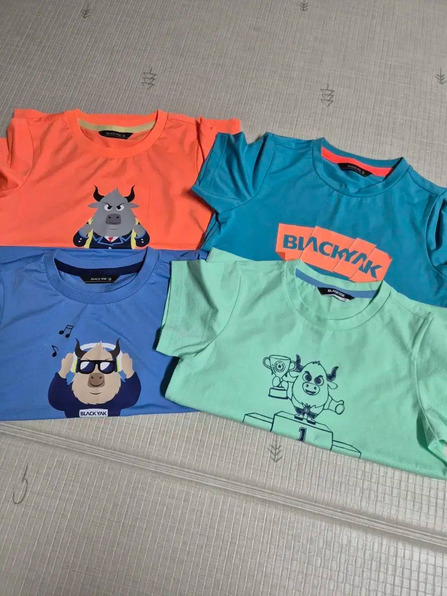 blackyakkids(ブラックヤクキッズ) 半袖T ( 120 サイズ) バッチ