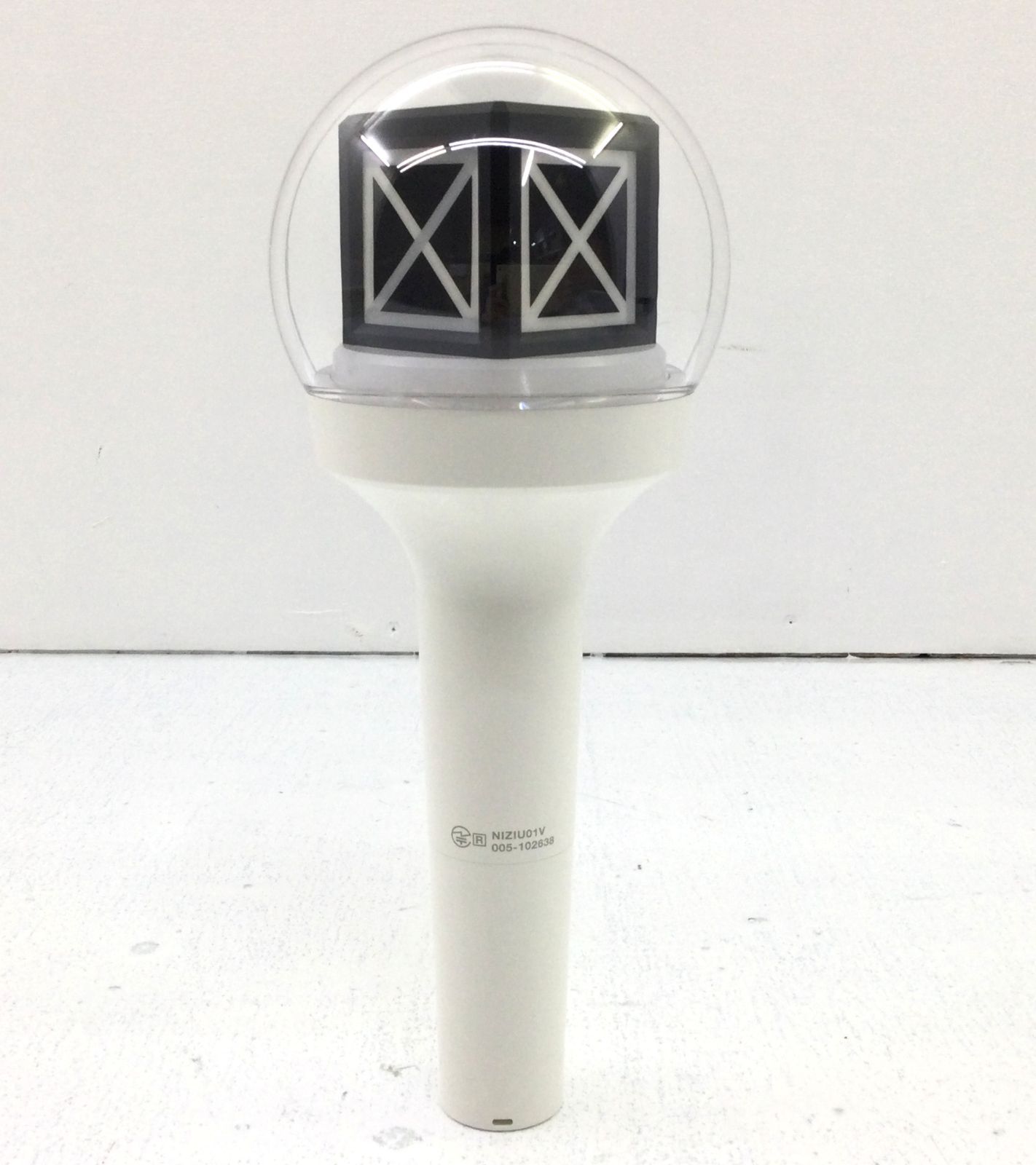 NiziU OFFICIAL LIGHT STICK ① NiziU Official Concert Pen Light
