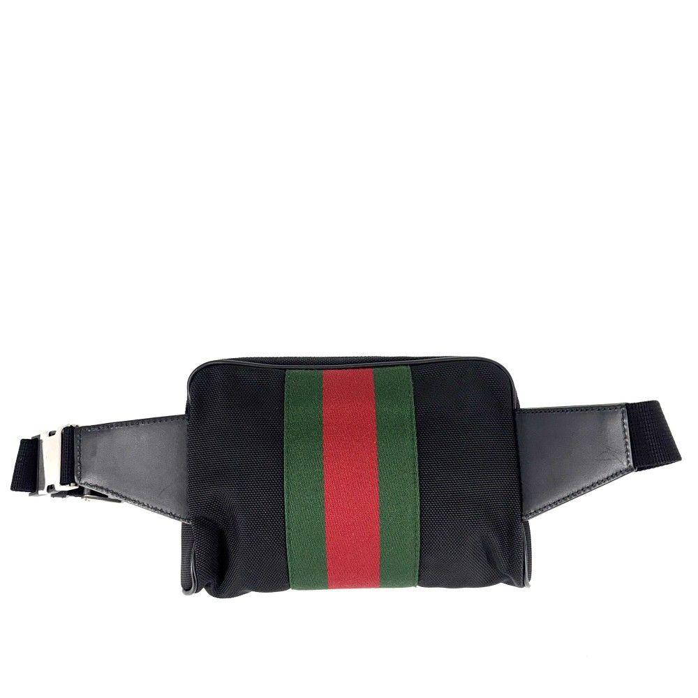 グッチ ボディバッグ メンズ ベルトバッグ シェリーライン ウエストポーチ 肩掛け 斜め掛け GUCCI 603919 ナイロンキャンバス ブラック 黒 シルバー金具 品