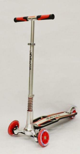 得価，正規品 JD Razor GS-128　折りたたみ　キックスケーター子ども用　子供用　キッズ用　大人用　幅広デッキ　前輪5インチ　後輪4インチ　キックボード キックスケーター JDRAZOR ジェイディレーザー スケ キックボード