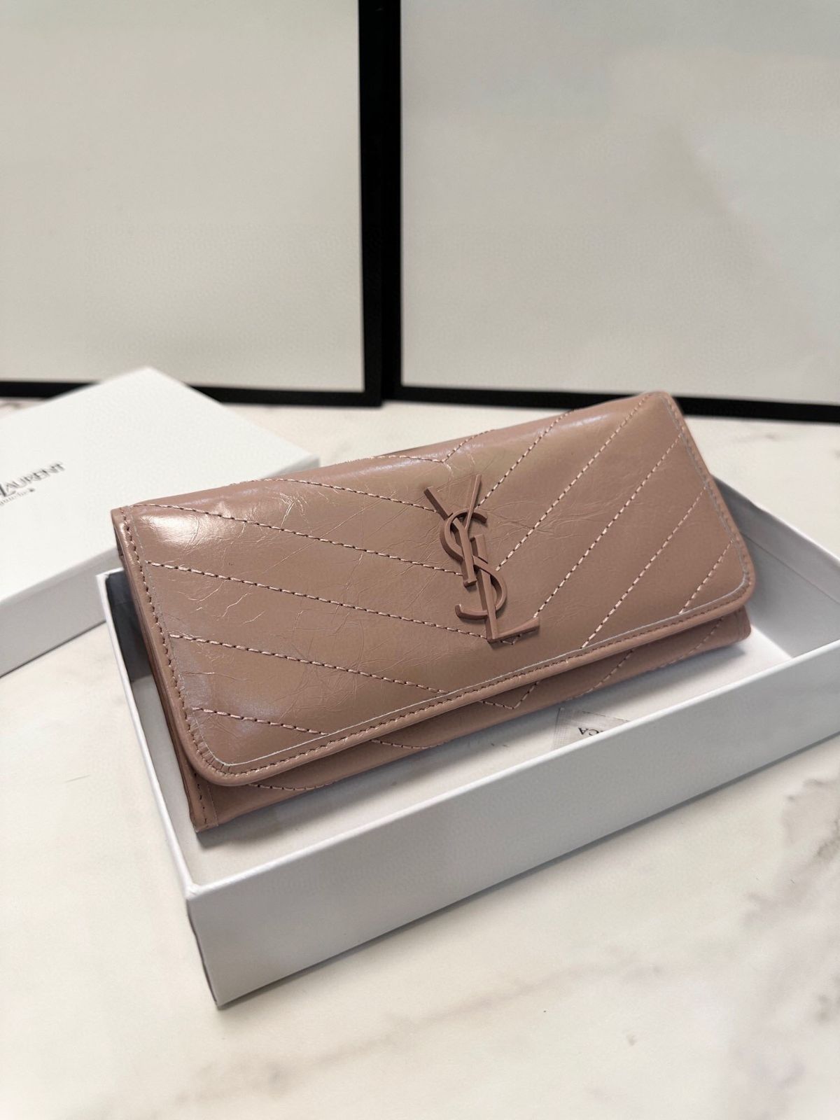 超美品✨Saint Laurent サンローラン長財布