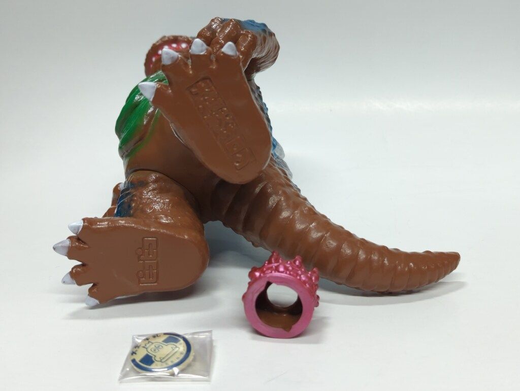 ピコピコ 怪獣大王 実写版 茶色成型/緑/メタ青/銀 - メルカリ