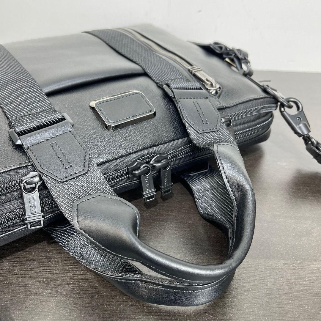 トゥミ TUMI 2Way ブリーフケース 932390DL 本革 ブラック - メルカリ 