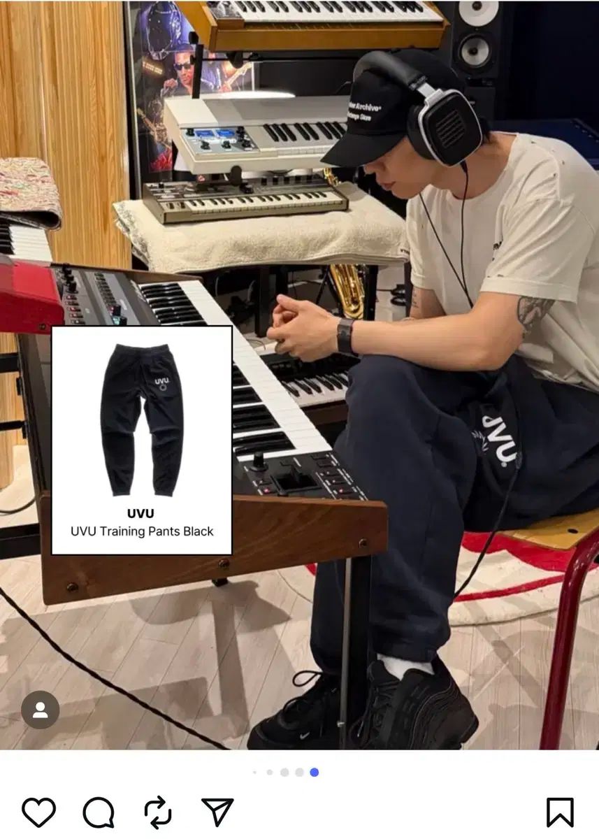 -M L XL UVU Paris 25 Insignia Sweatp