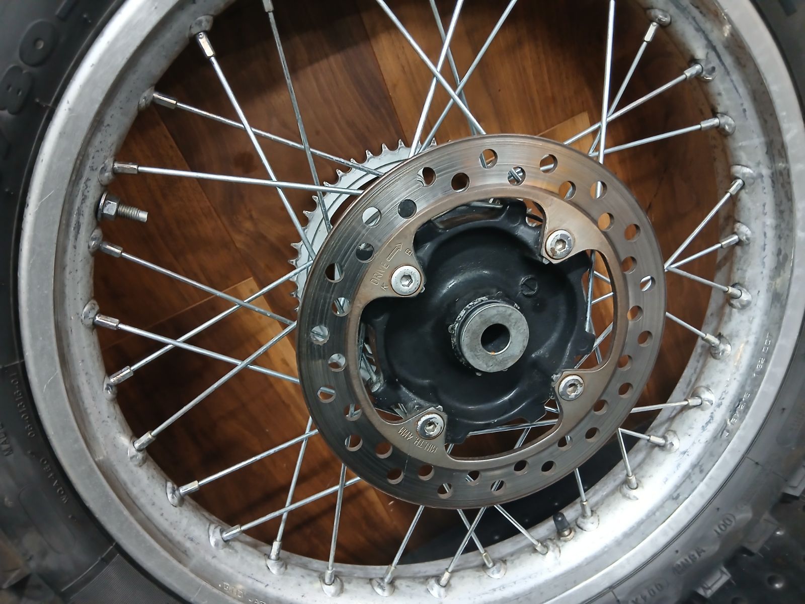 ホンダ XLR250 BAJA】純正リアホイールSET 18x2.15（実動 動画あり 旧