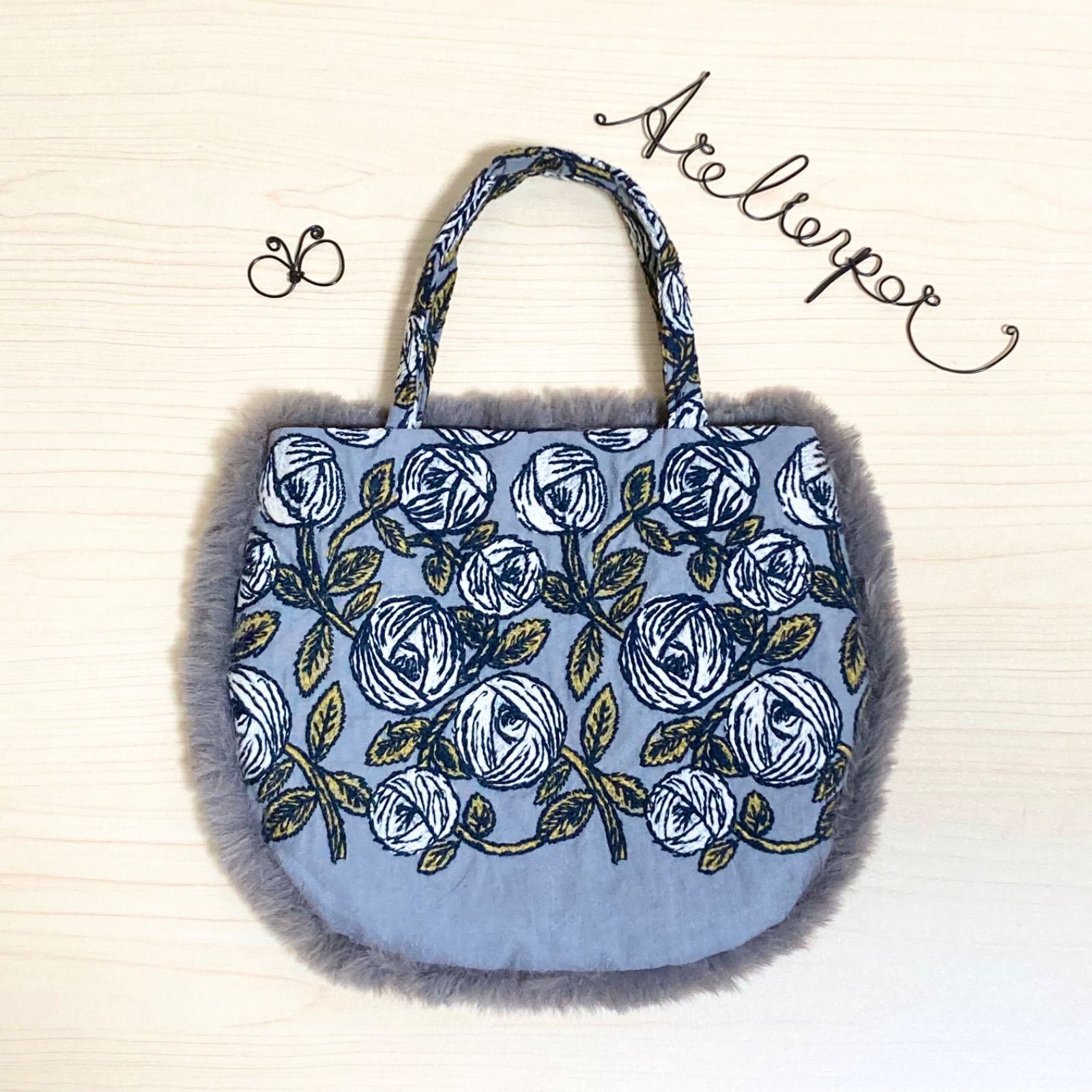 yukiemon 刺繍パウダーフレーク 20㎝ファスナーお財布ポーチ No.5