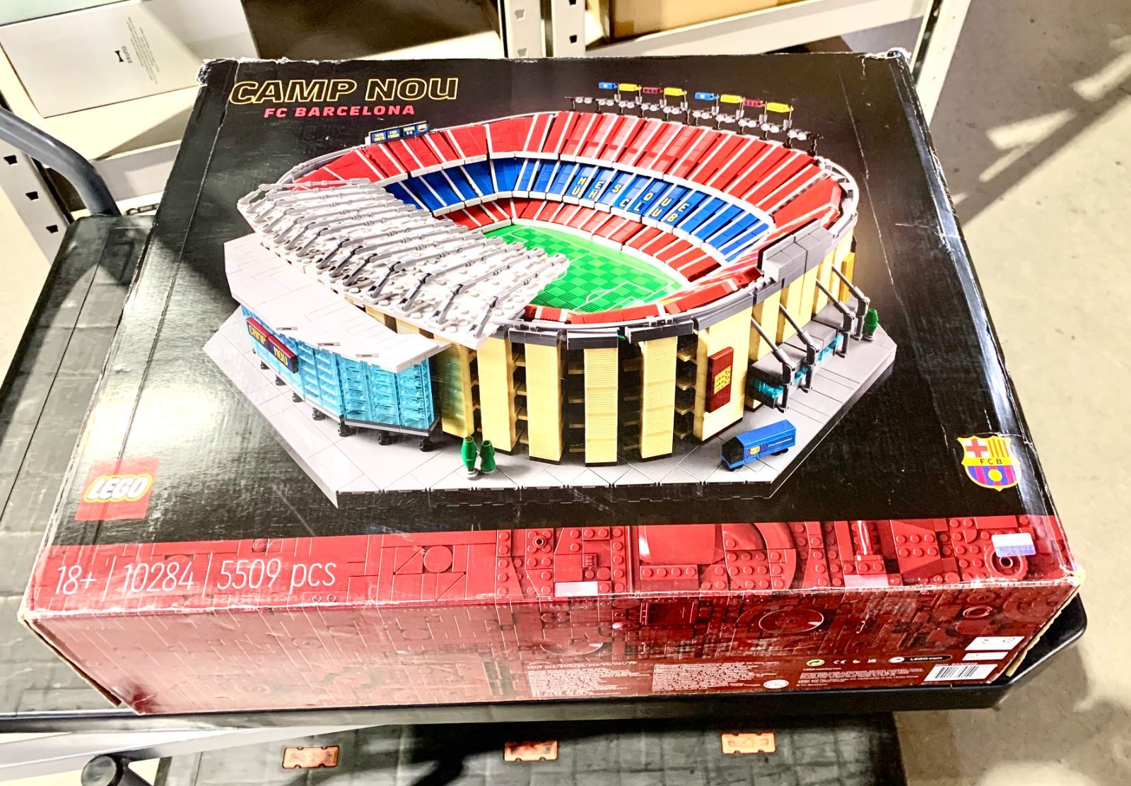 レゴ エキスパート カンプノウ FCバルセロナ 0120220809113180 - メルカリ