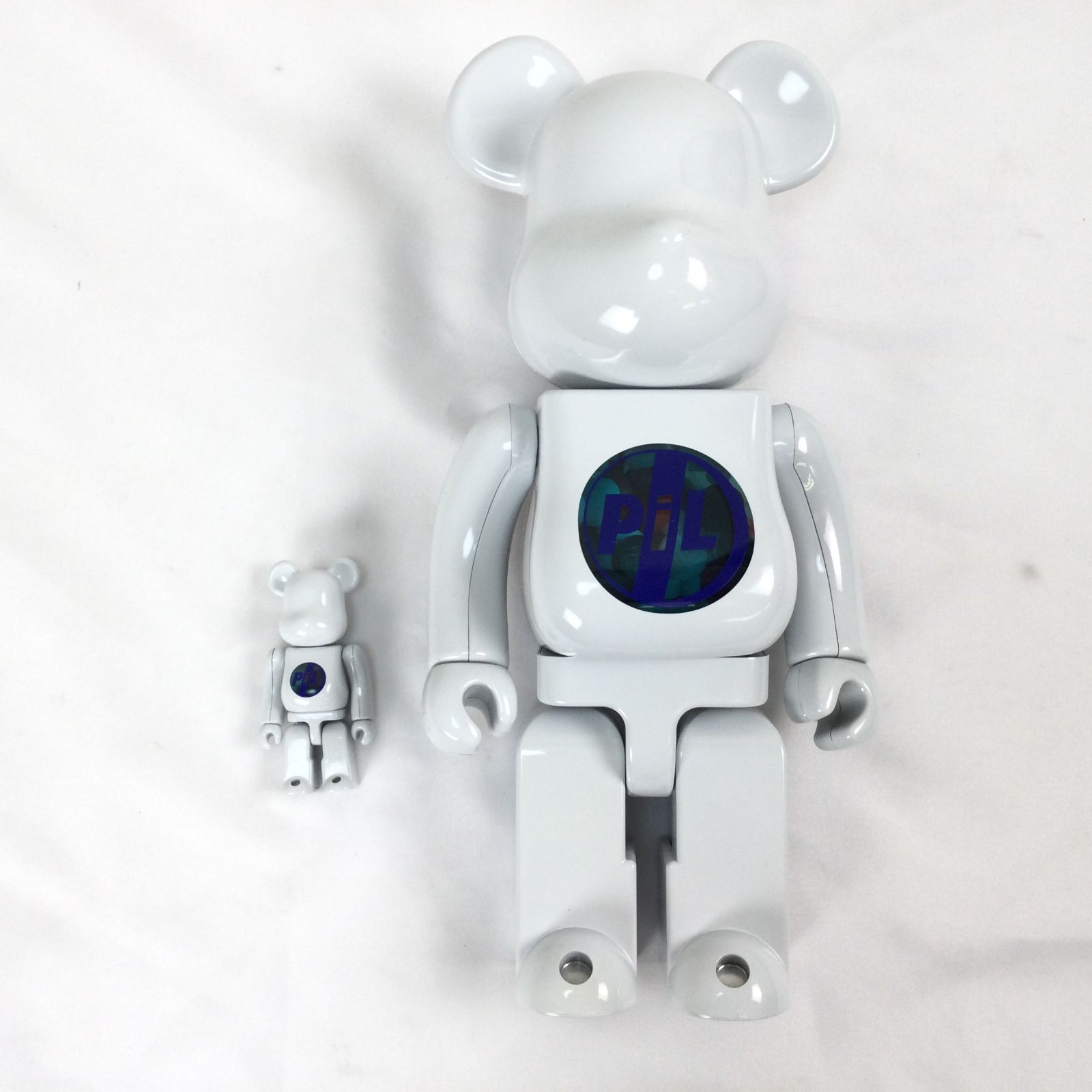 1306 M1011368127-2 BE RBRICK PIL chrome MEDICOM TOY メディコムトイ ベアブリック ピル