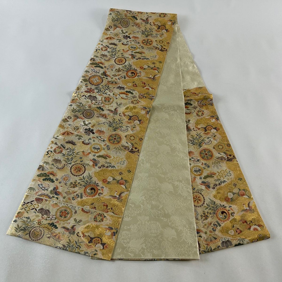 袋帯 美品 名品 宝尽くし 金糸 箔 金色 六通 正絹 【中古