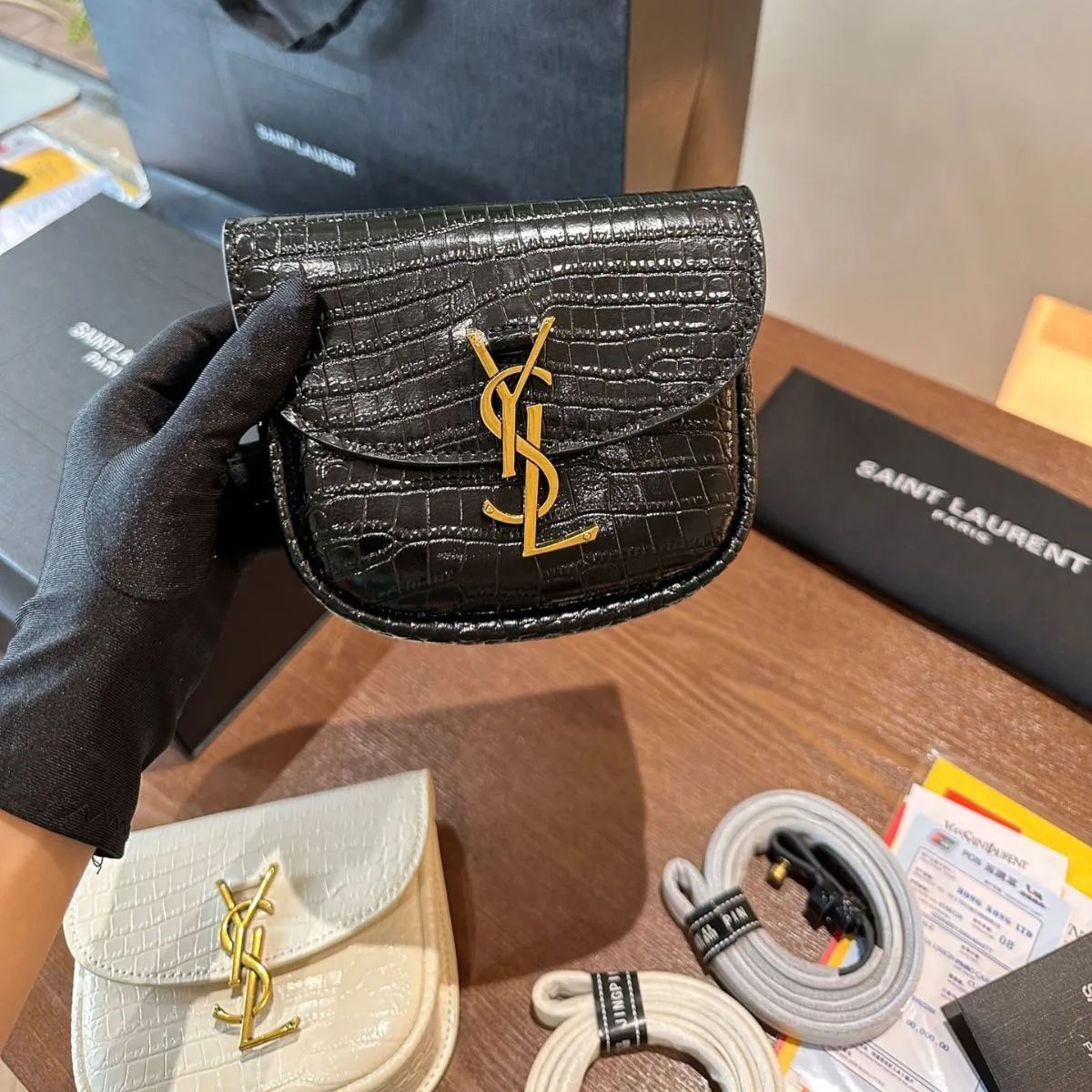 新品未使用 ysl サンローラン クロスボディバッグ - メルカリ