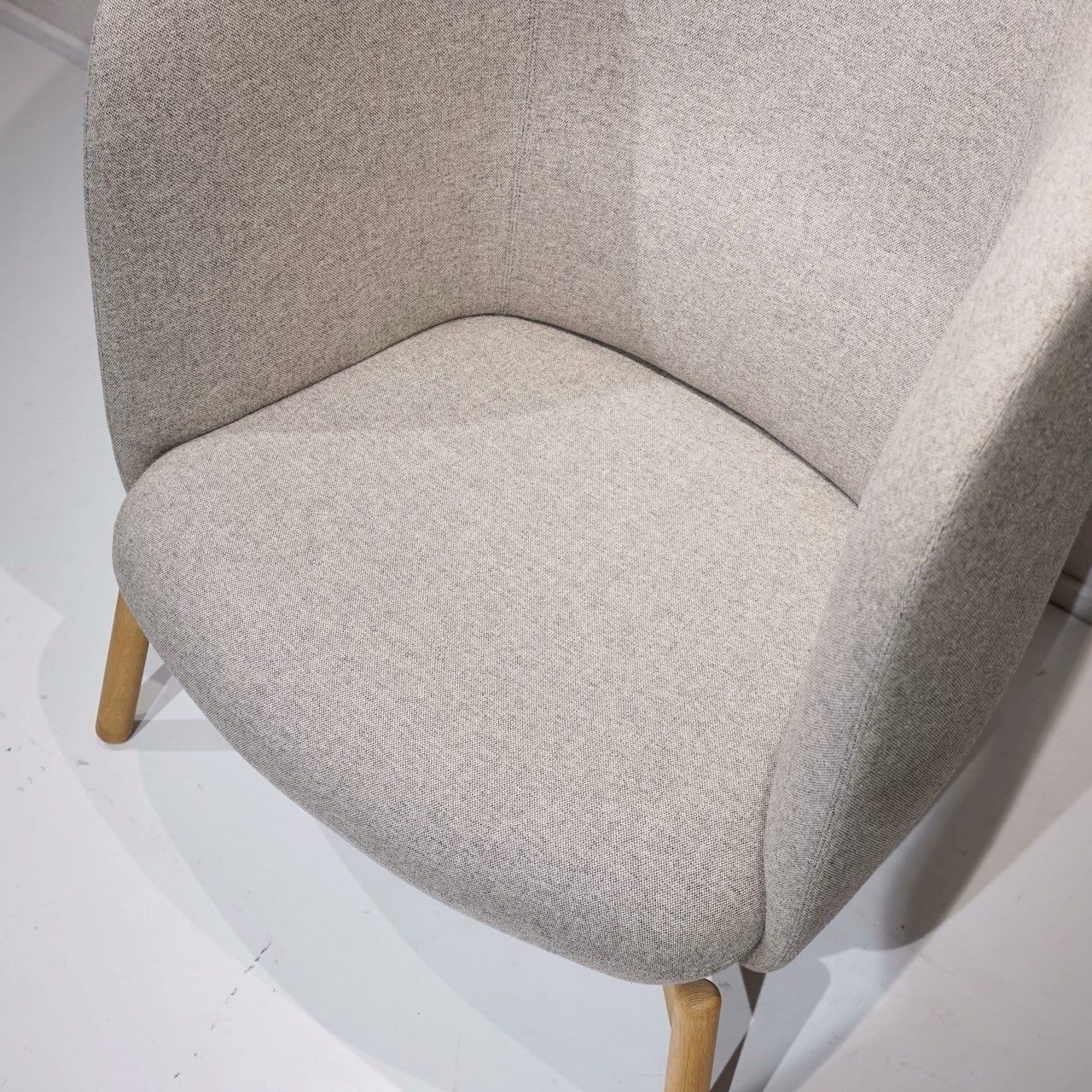 Bello select プラスハレ ネストイージーチェア ラウンジチェア 北欧 Bello select +HALLE プラスハレ Nest Easy Chair ネスト