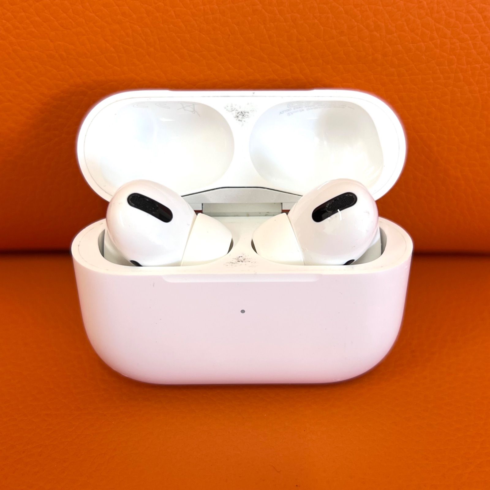 AirPods Pro 第1世代 MLWK3J/A - メルカリ