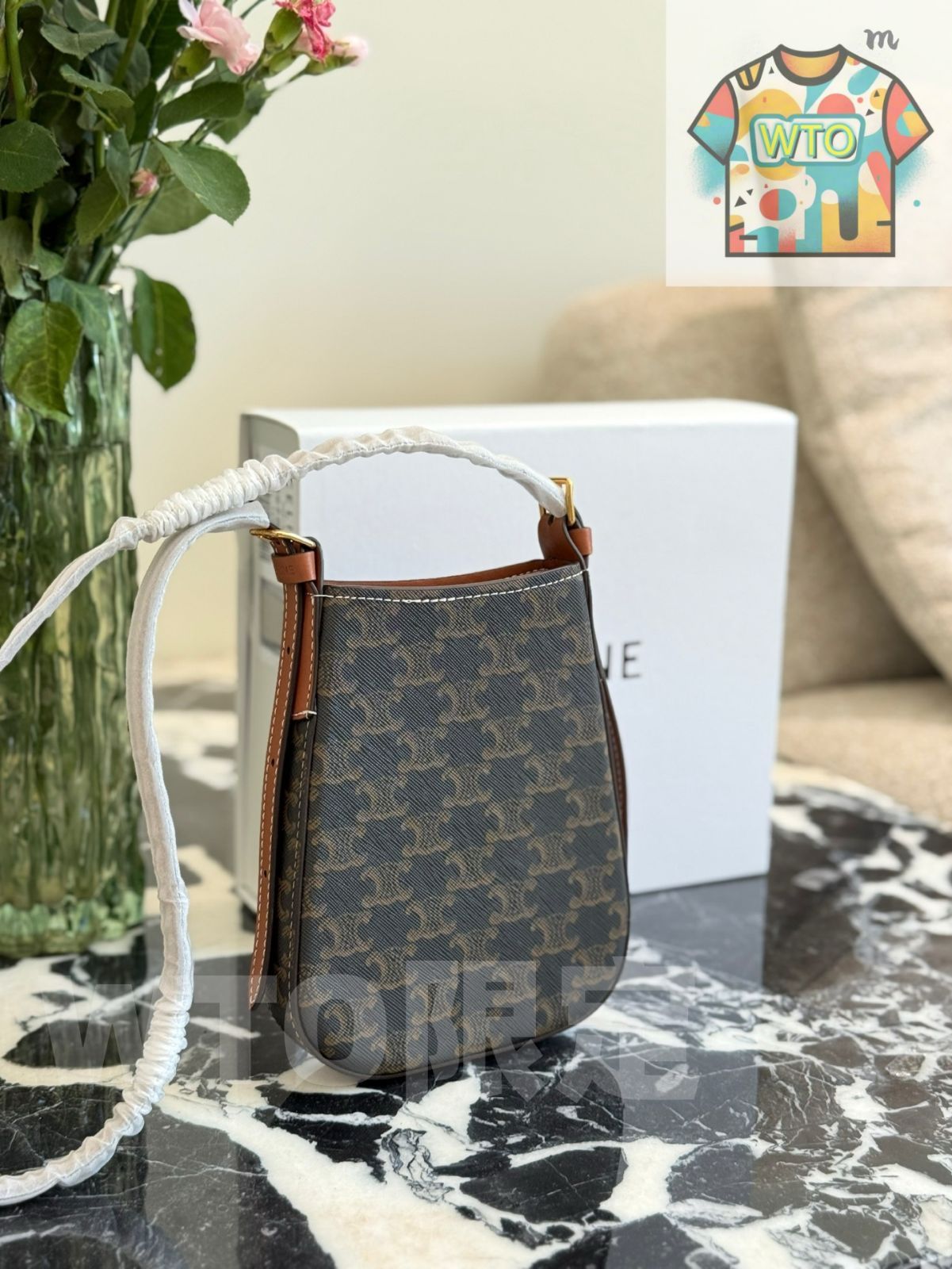 今日WTO】Chanel シャネル サンクトゥアリ ロック バッグ 凱旋門