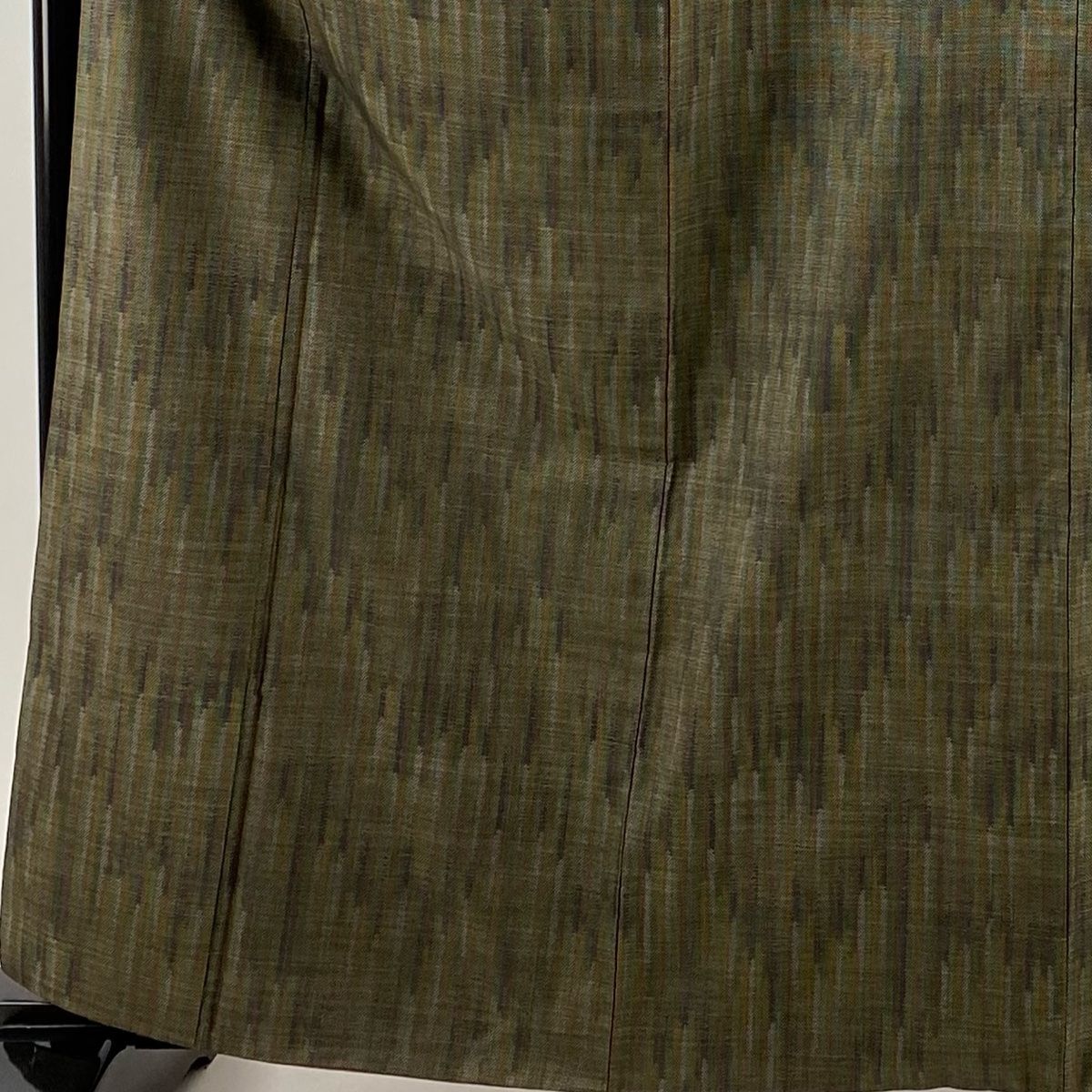 紬 身丈162.5cm 裄丈67cm M 袷 縦縞 幾何学模様 茶緑色 正絹 秀