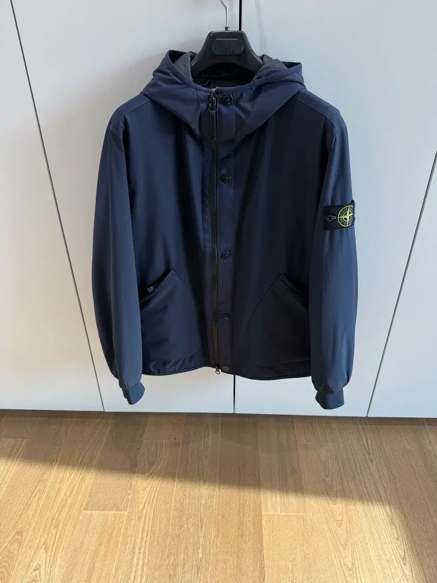 【雷市場（ポンジャン）商品韓国直送】 STONE ISLAND(ストーンアイランド) ジャケット