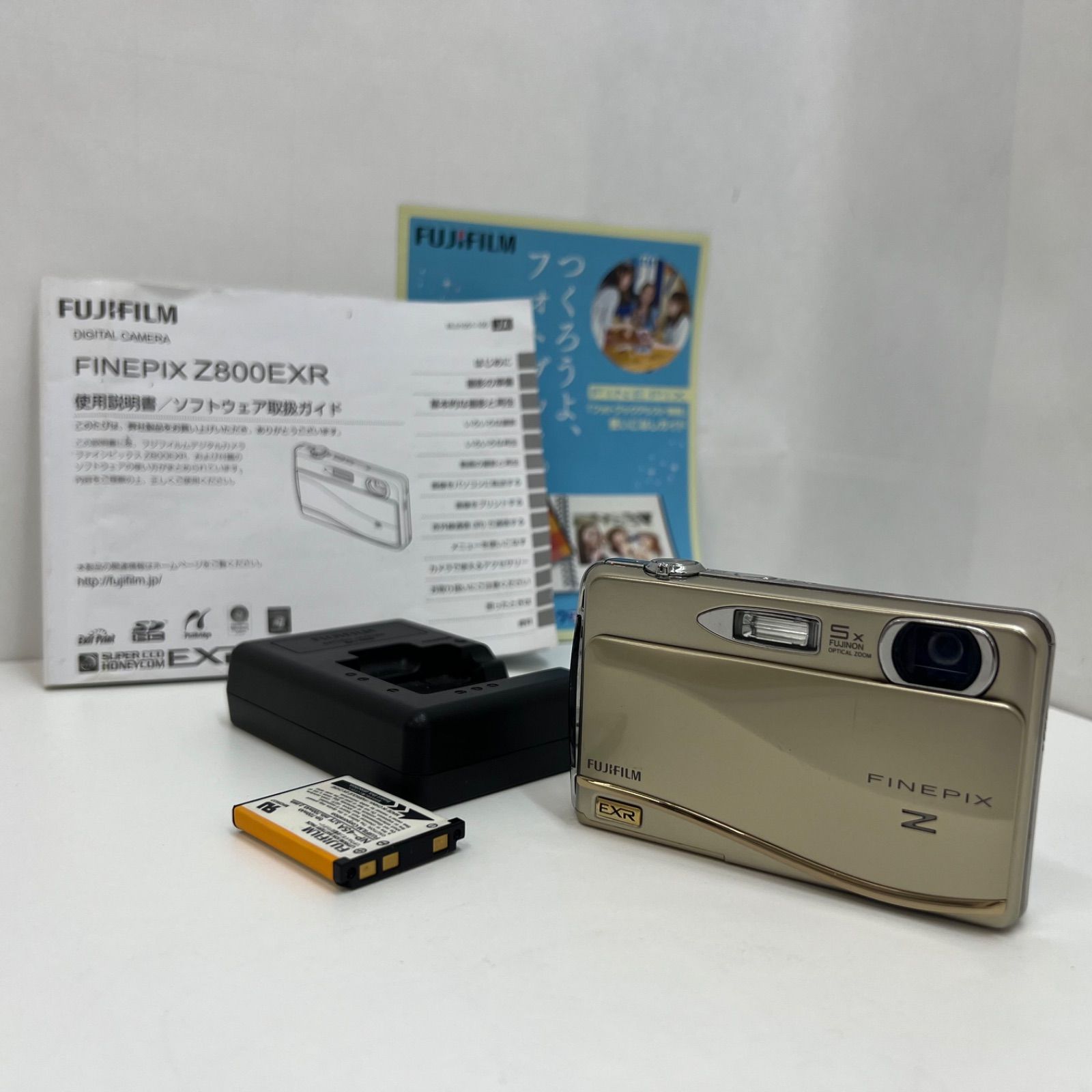 6-000024 FUJIFILM FinePix Z800EXR 富士フイルム ファインピックス