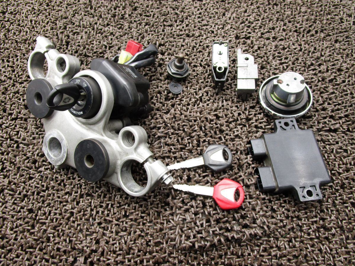 SR400 トップブリッジ イグナイター メインキーセット A3565 イモビライザー RH01J ヤマハ H313E キャブ車 動画有