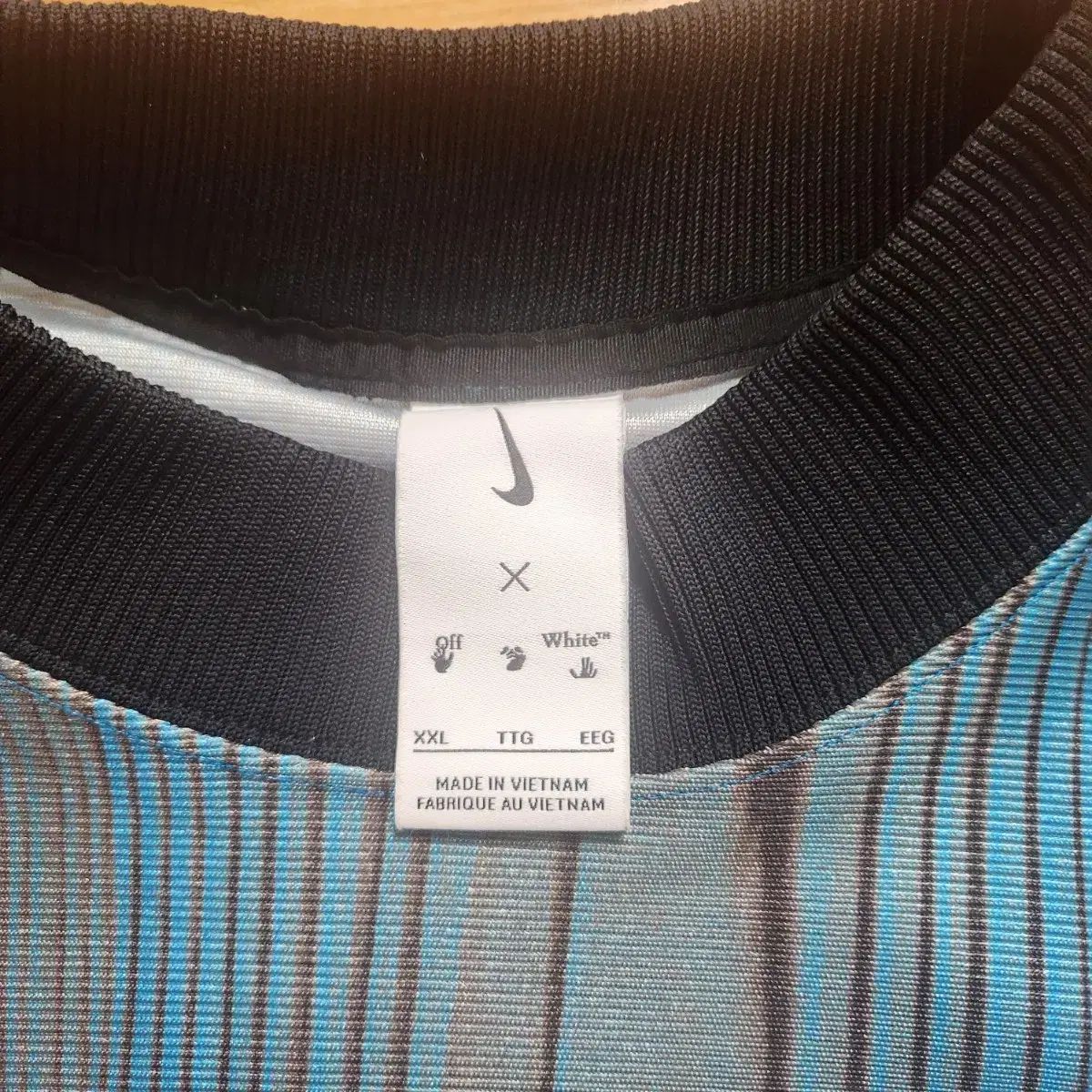 NIKE ナイキ オフホワイト ジャージ 販売