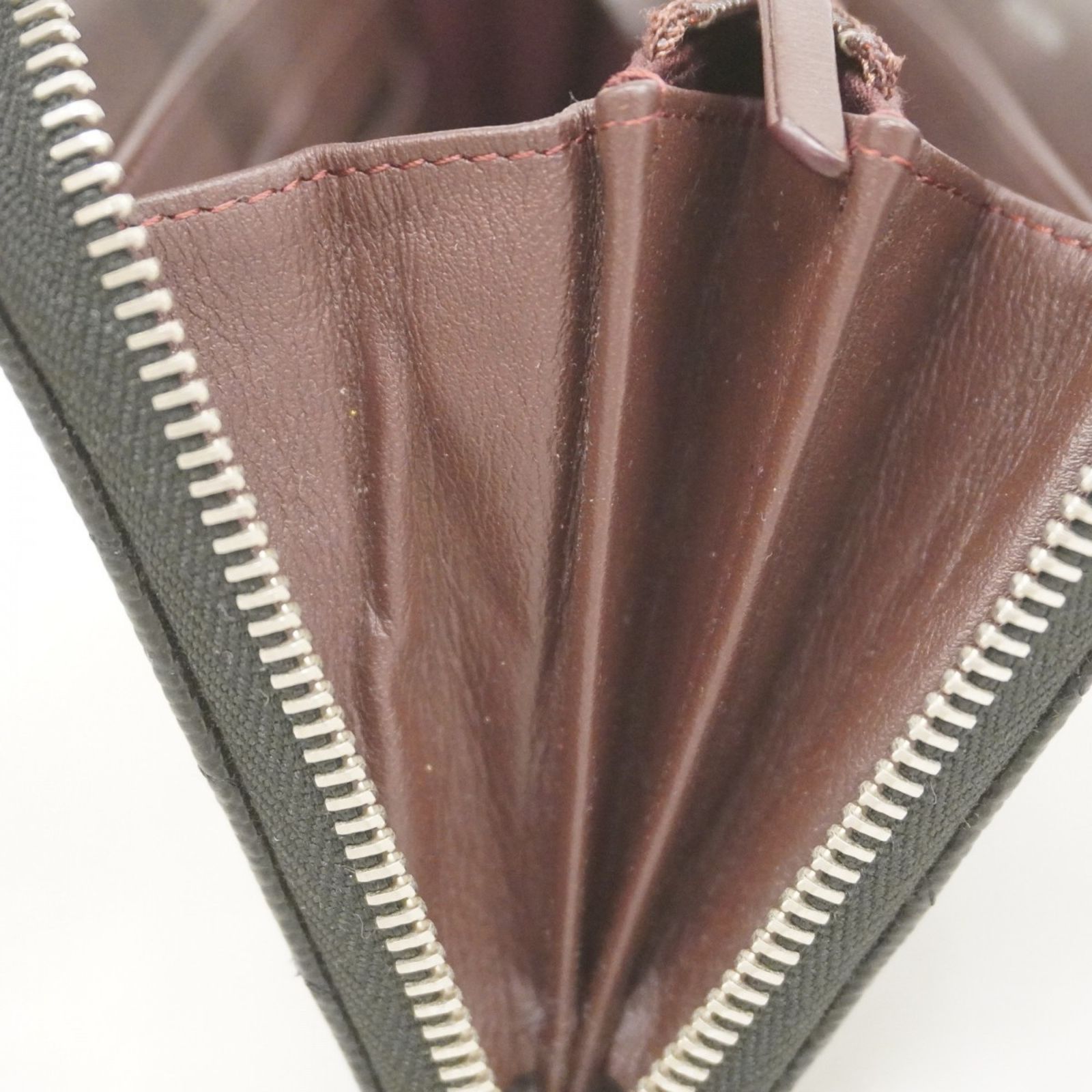 シャネル 長財布