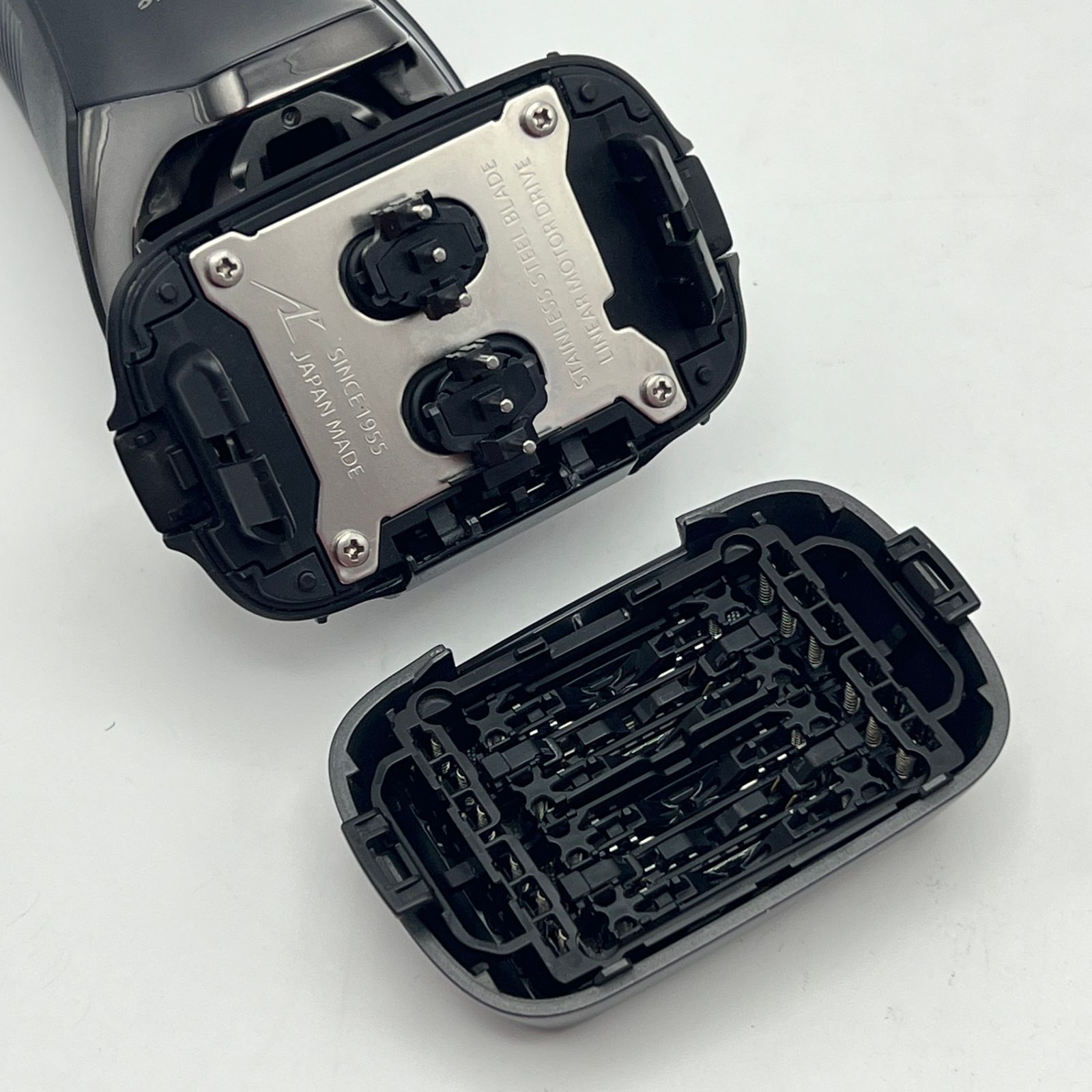 Panasonic 電気シェーバー ES-LS9P 収納ケース付き 美品】パナソニック