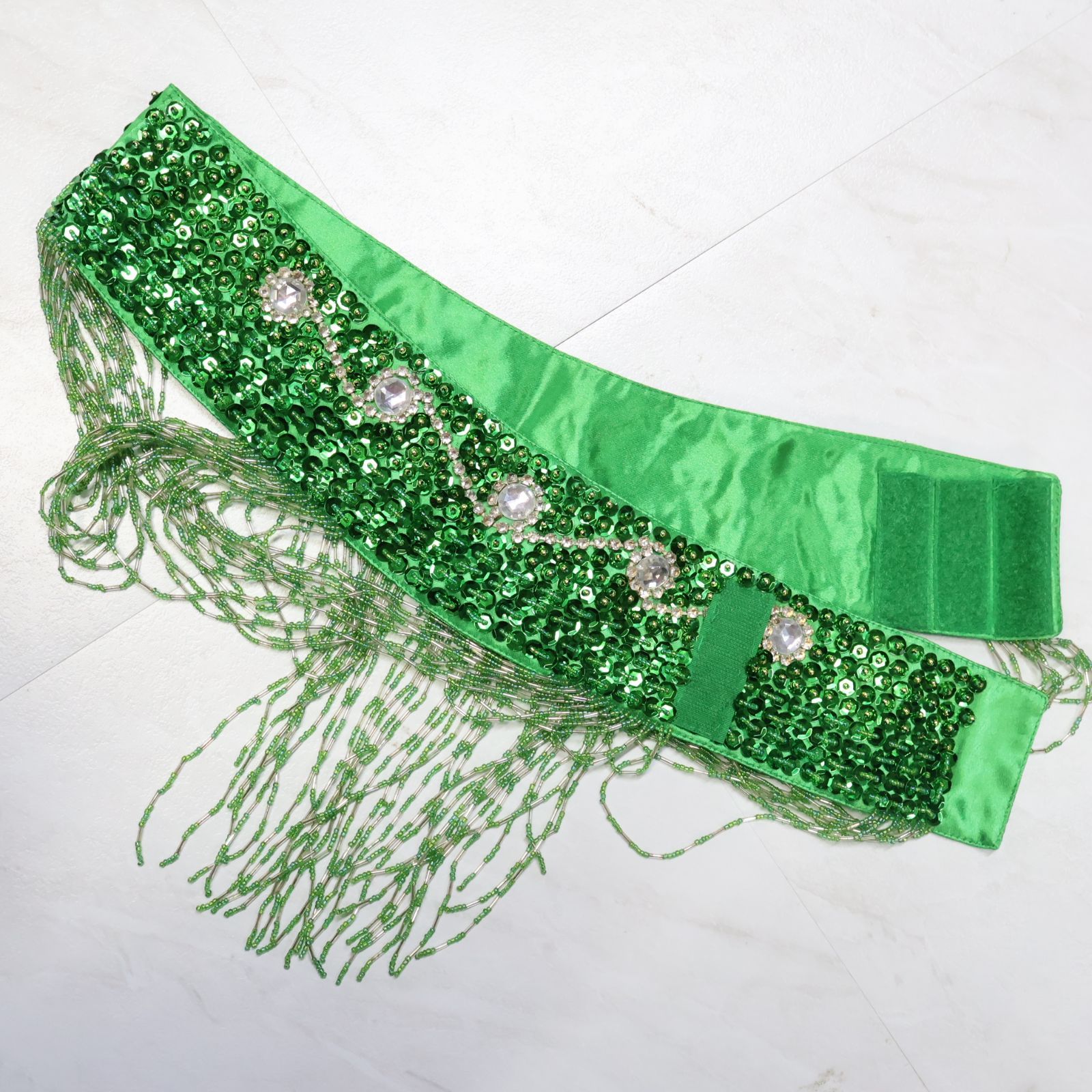 ベリーダンス用 オリエンタル衣装】グリーン ラインストーン ビーズ 緑