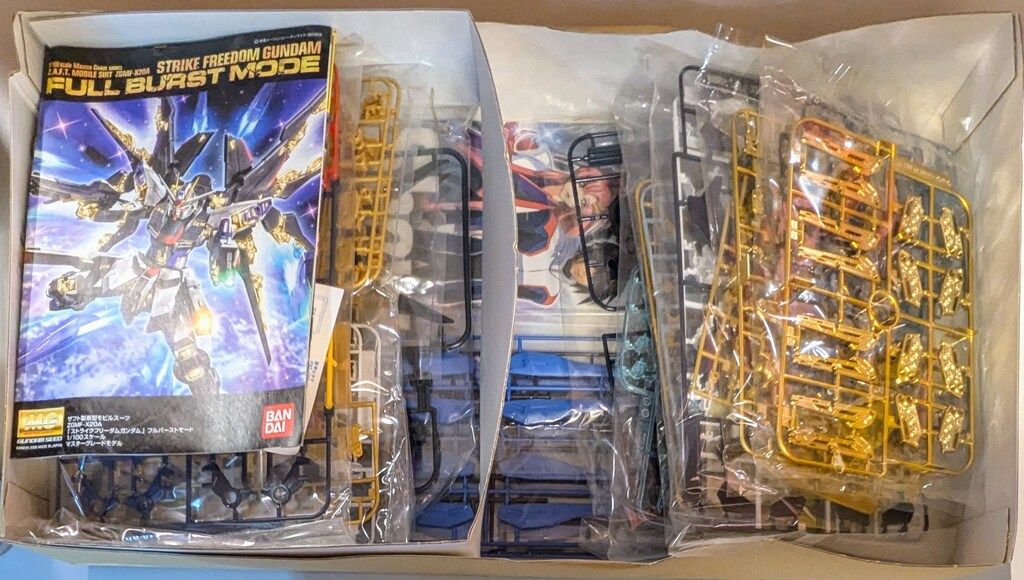 未開封　MG 機動戦士ガンダムSEED ストライクフリーダム　フルバーストモード MG 1/100 ストライクフリーダムガンダム フルバーストモード