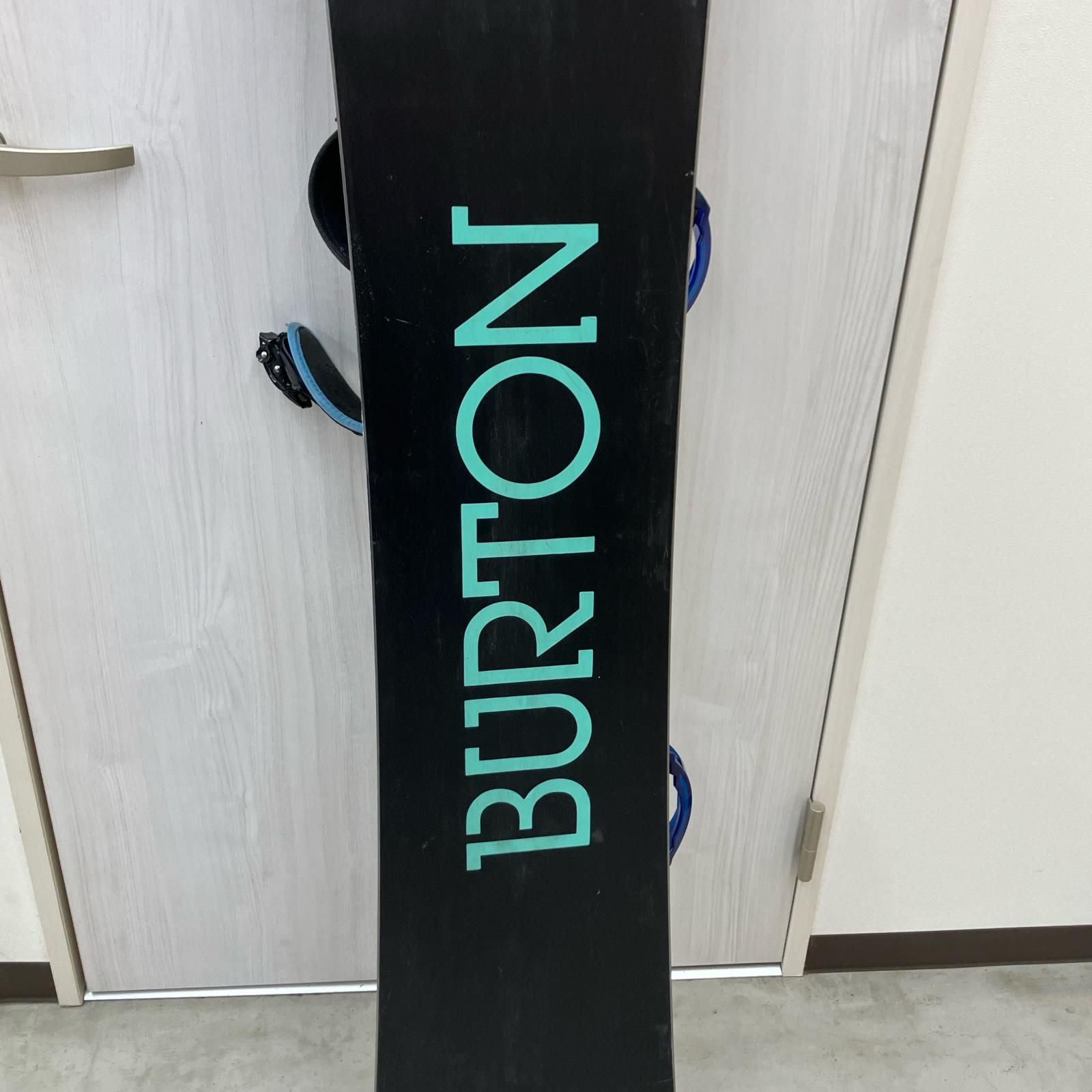 ウィンタースポーツ BURTON バートン スノーボード 144cm ブラック
