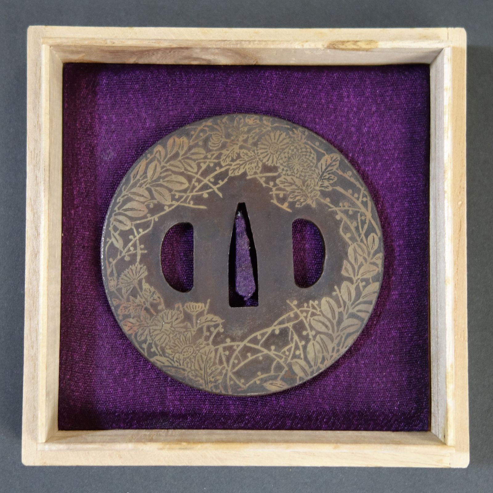 鉄鍔、南蛮鍔 d152bf9918887f15a057e25e7c6381