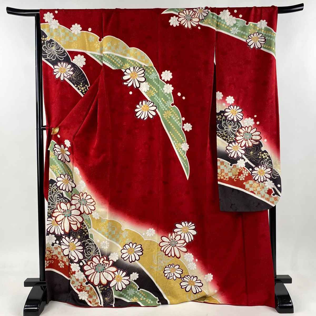 振袖 身丈173.5cm 裄丈68.5cm L 袷 菊 雪輪 金通し ぼかし 赤 正絹