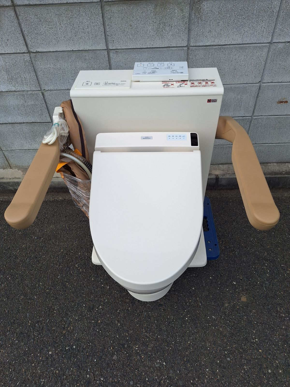 シニア向け水洗トイレ EWRS320 年式：2018年 美品ベッドサイド水洗 