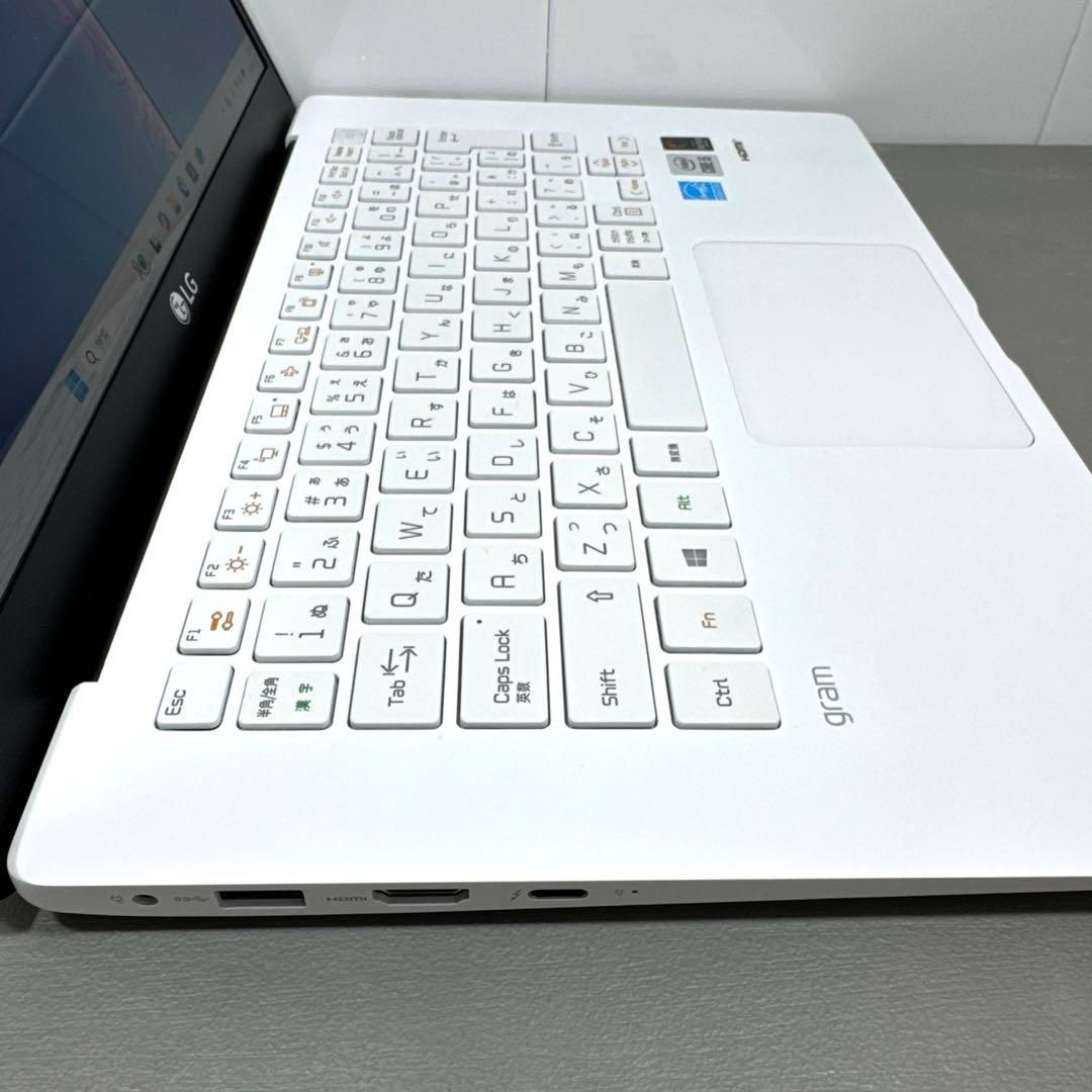 【超希少】LG gram14☘10世代i5☘新品NVMe512GB☘️ 超希少】LG gram14<!-利用不可文字-!>10世代i5<!-利用不可文字-!>新品